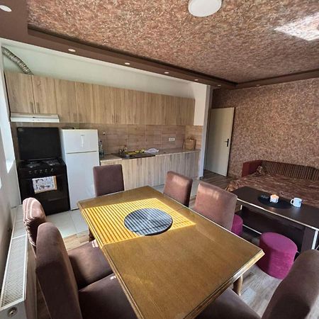 Dp Lux Apartman Obrenovac Экстерьер фото
